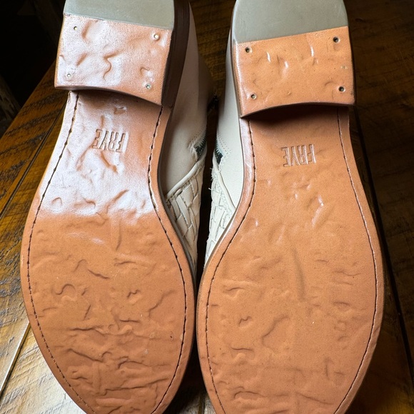 Frye Womens Carson Woven Boot Size 10 Ankle Booties Leather Western Off White - Picture 10 of 16